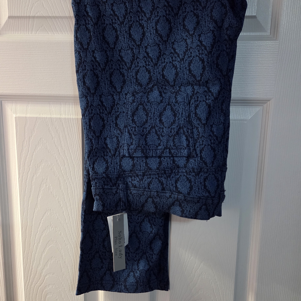 Blue Patterned Pants - Picture 5 of 5